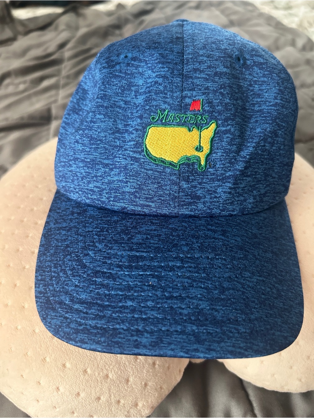 Masters 2019 Blue American Needle Masters Golf Cap strap bag , clean used ⛳️